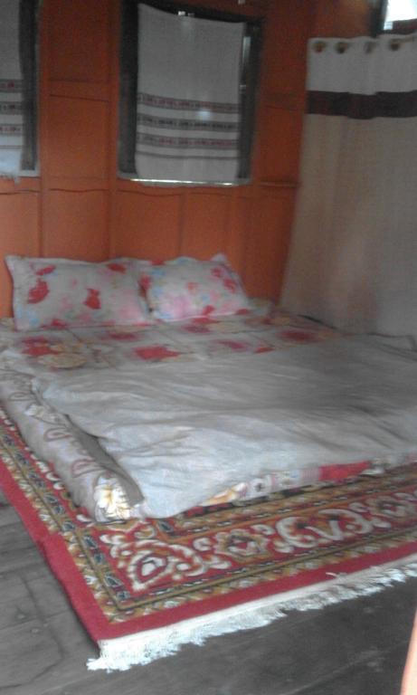 Baan Pai Likit Hotell Exteriör bild